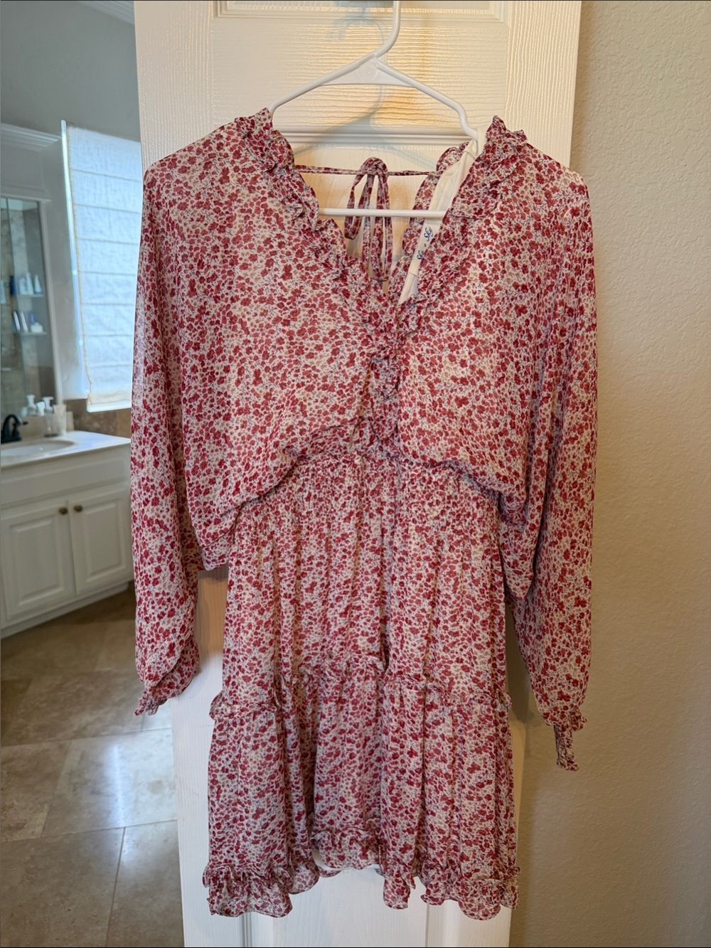 Women’s She + Sky boutique Ruffle Dress - elastic waist - fully lined